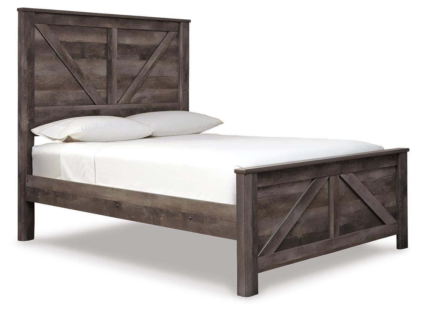 Wynnlow Crossbuck Panel Bed, Dresser, Mirror and Chest