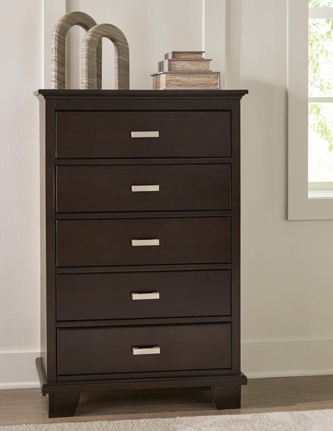 Covetown Panel Bed, Chest and Nightstand