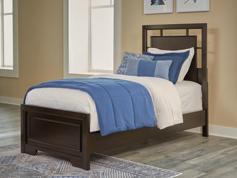 Covetown Panel Bed with Dresser and Nightstand