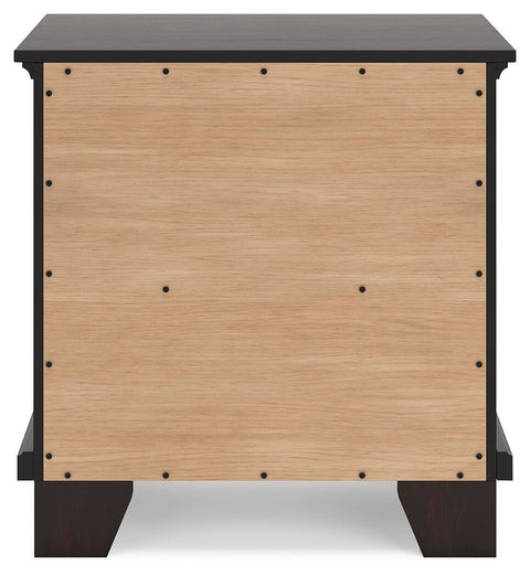 Covetown Panel Bed and Nightstand