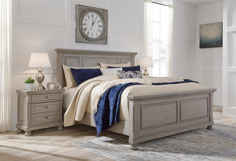Lettner Panel Bed with Mirrored Dresser and 2 Nightstands
