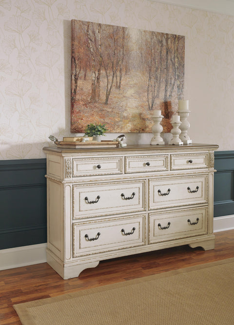 Realyn Storage Bed, Dresser, Chest and 2 Nightstands