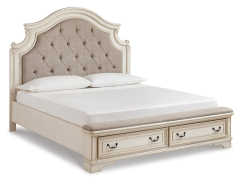 Realyn Sleigh Bed with Dresser