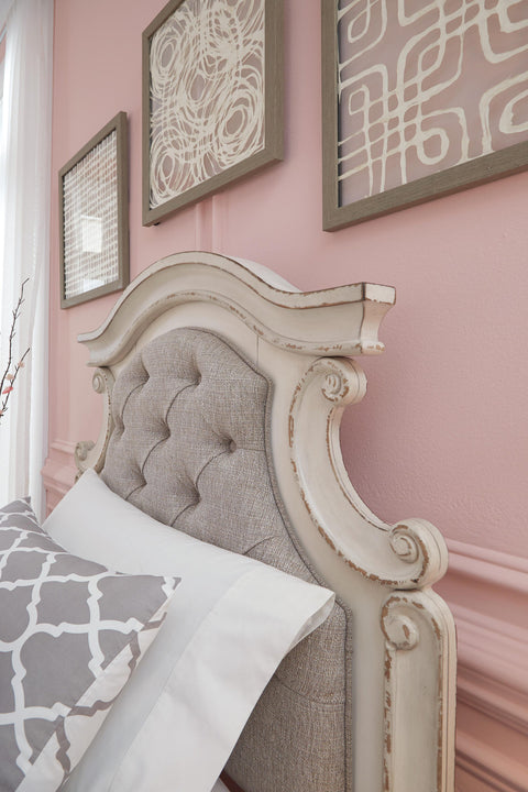 Realyn Upholstered Panel Headboard