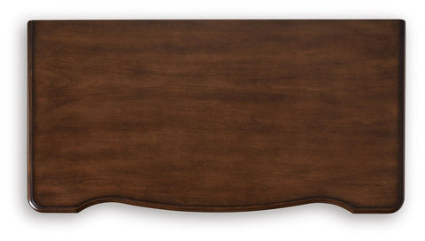 Lavinton Chest of Drawers
