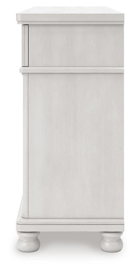 Rowlenstown Poster Bed and Dresser
