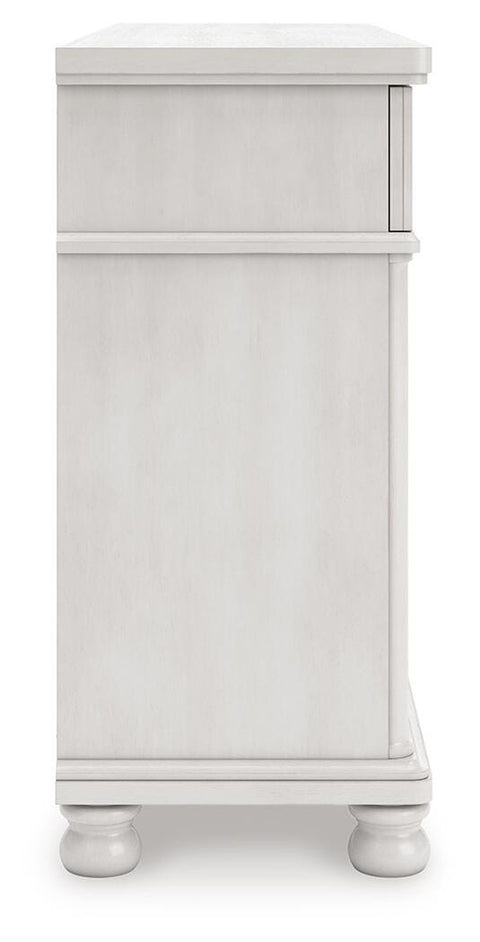 Rowlenstown Poster Bed and Dresser