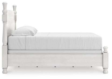 Rowlenstown Poster Bed and Dresser