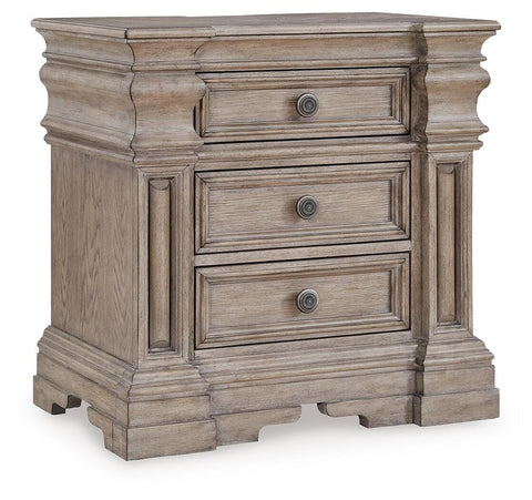 Blairhurst Panel Bed with Mirrored Dresser and Nightstand