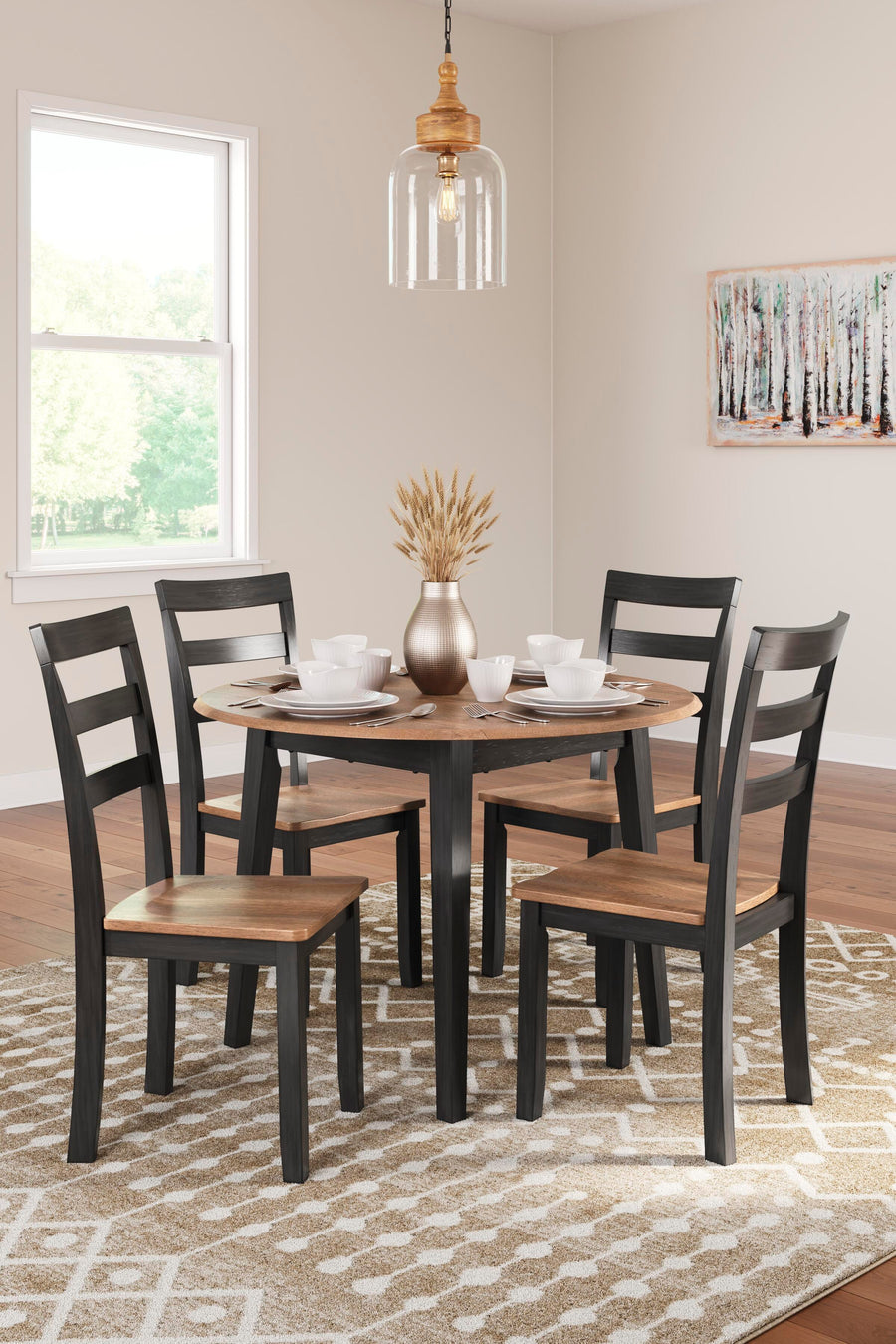Gesthaven Extendable Dining Table and 4 Chairs