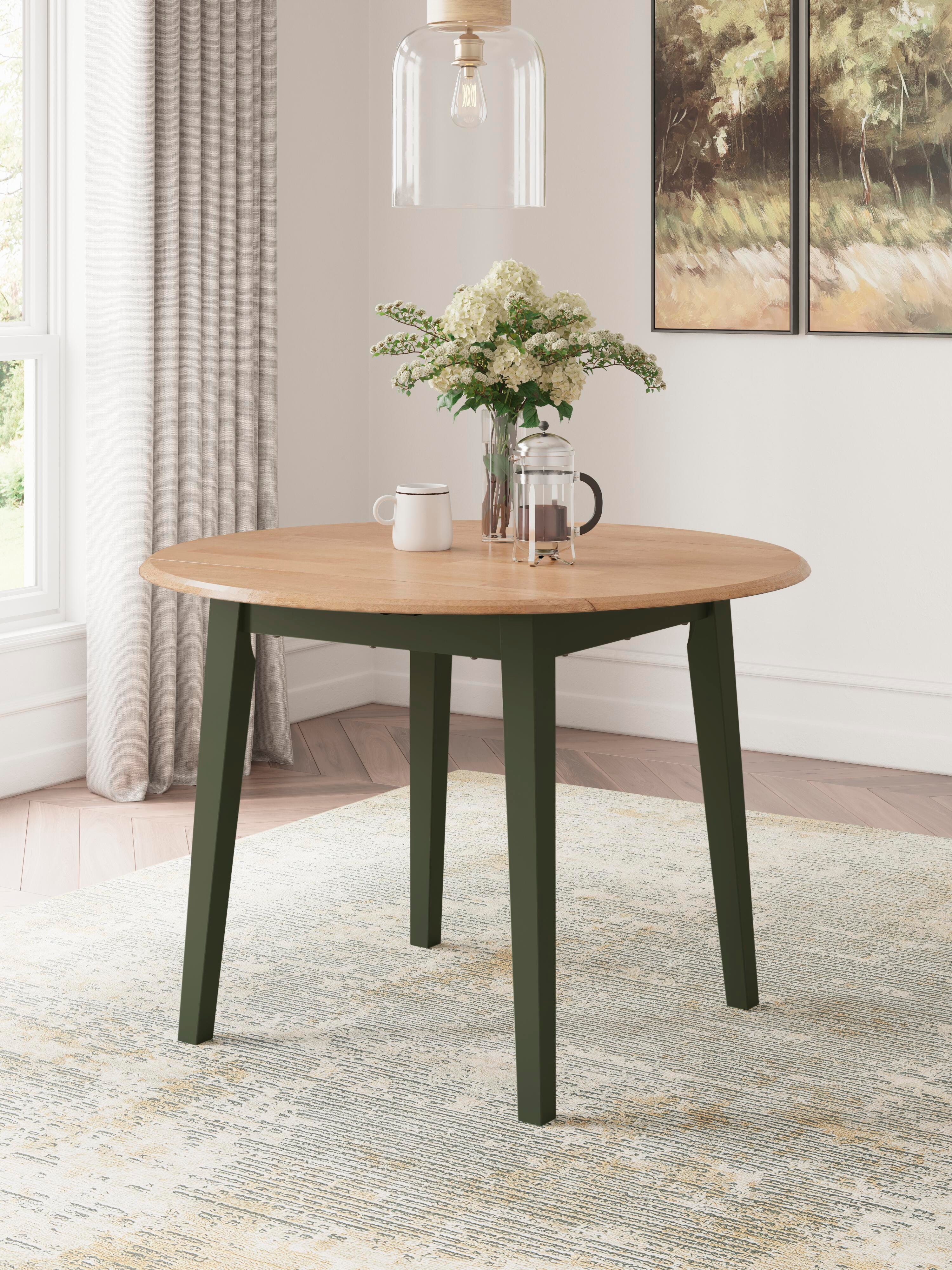 Gesthaven Extendable Dining Table and 2 Chairs