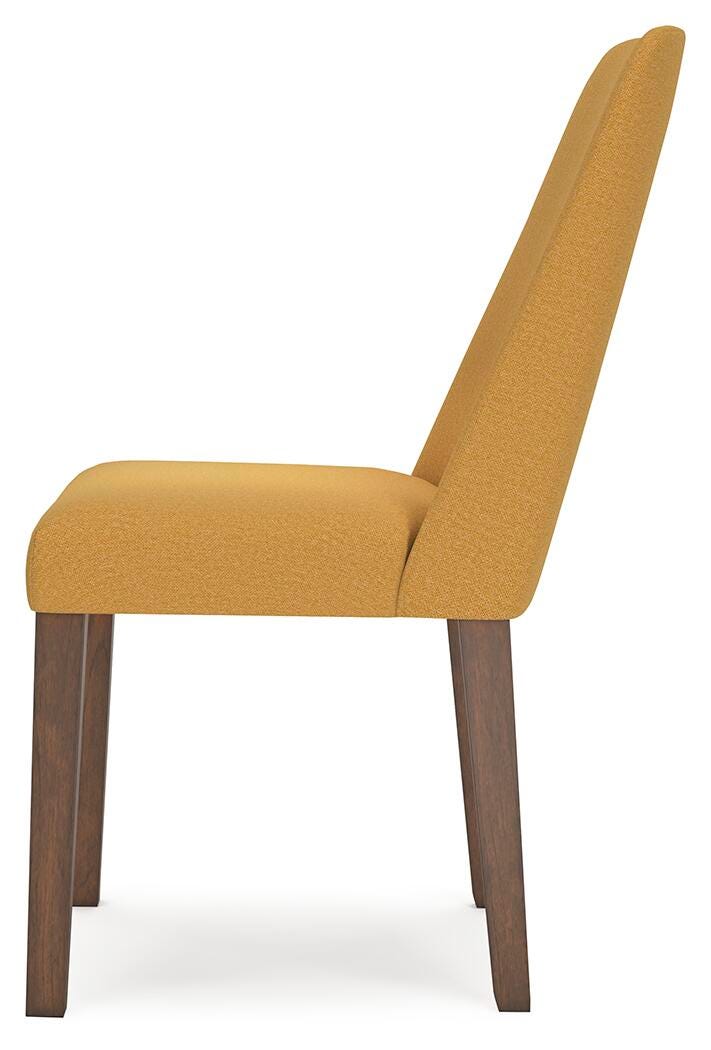 Lyncott Extendable Dining Table and 4 Chairs