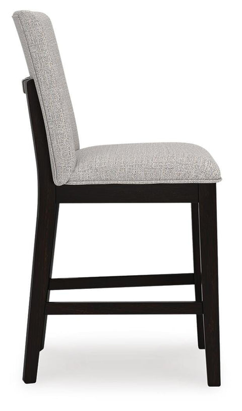 Neymorton Counter Height Dining Table and 4 Barstools
