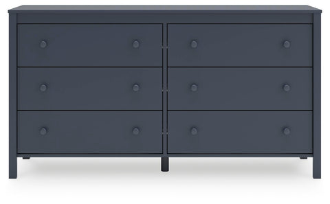 Simmenfort Dresser