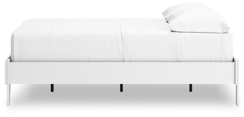 Hallityn Platform Bed