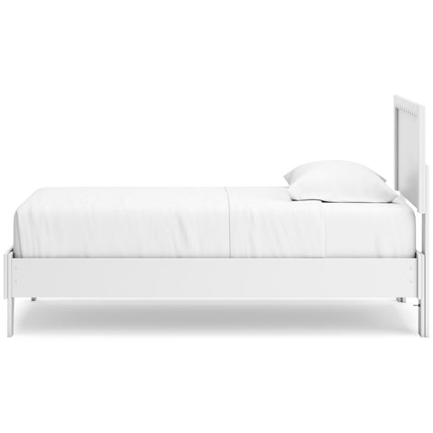 Hallityn Panel Platform Bed, Dresser and Chest