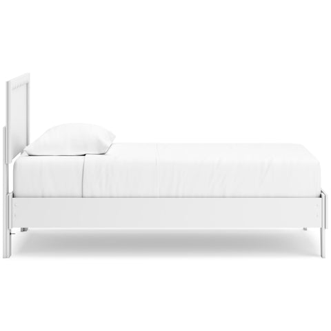 Hallityn Panel Platform Bed, Dresser and Chest