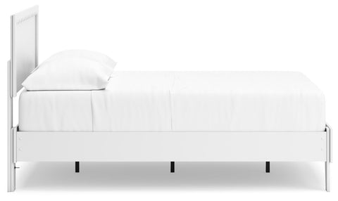 Hallityn Panel Platform Bed, Dresser and Chest