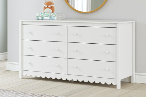 Hallityn Panel Headboard, Dresser, Chest and Nightstand