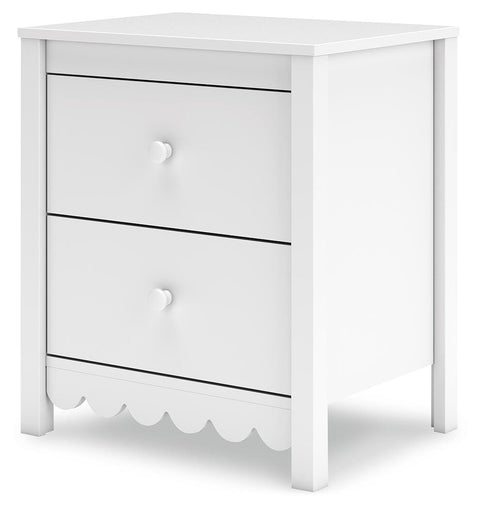 Hallityn Panel Headboard, Dresser, Chest and Nightstand