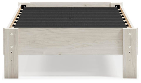 Socalle Platform Bed