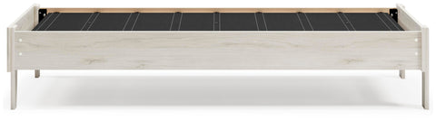Socalle Platform Bed