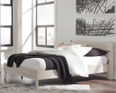 Socalle Panel Platform Bed, Dresser and Nightstand