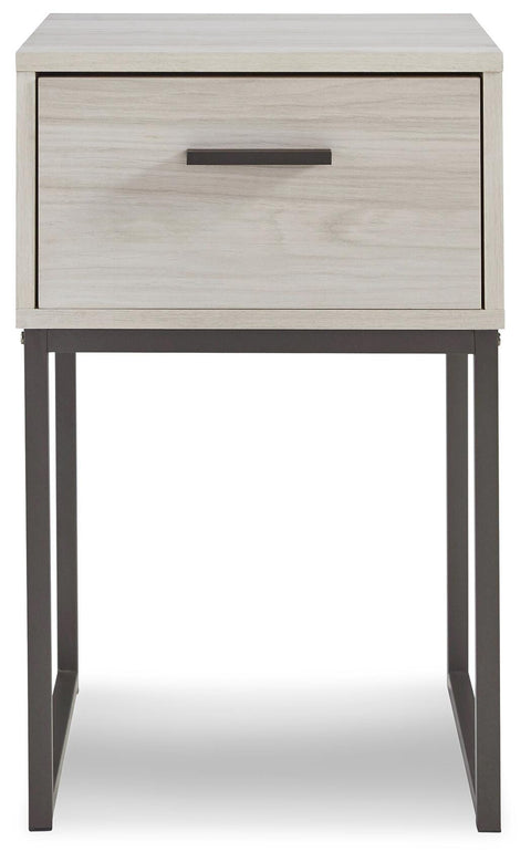 Socalle Panel Platform Bed, Dresser and Nightstand