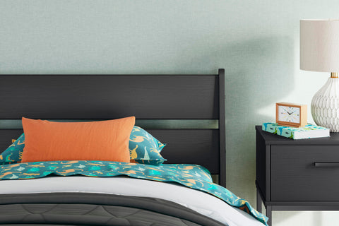 Socalle Panel Platform Bed, Dresser and 2 Nightstands