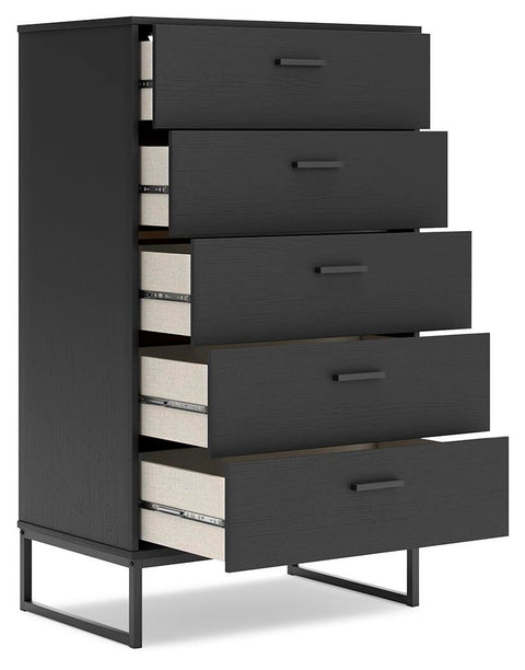 Socalle Panel Platform Bed, Dresser and Chest