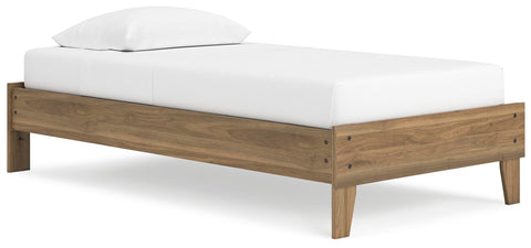 Deanlow Platform Bed and Dresser