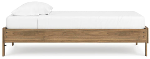 Deanlow Platform Bed, Dresser, Chest and 2 Nightstands