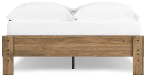 Deanlow Platform Bed and Dresser