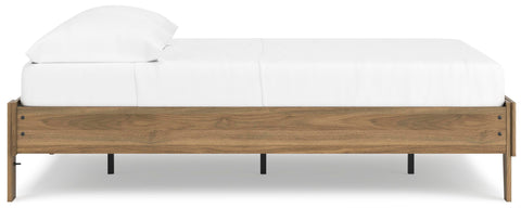 Deanlow Platform Bed and Dresser
