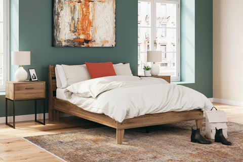 Deanlow Panel Headboard and Dresser