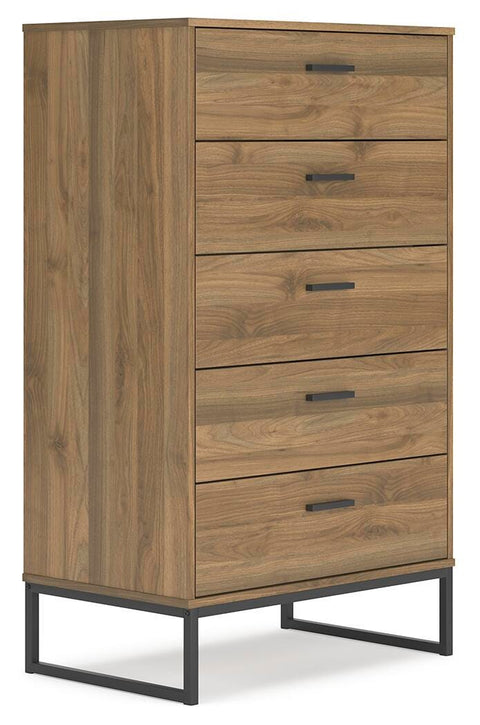 Deanlow Panel Headboard, Dresser, Chest and Nightstand