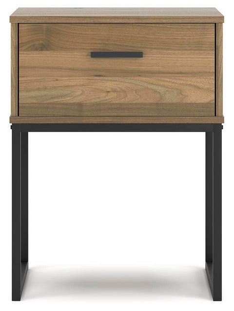 Deanlow Platform Panel Bed, Dresser and 2 Nightstands