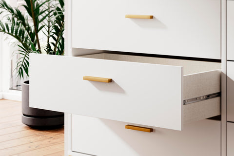 Socalle Panel Platform Bed, Dresser and Nightstand
