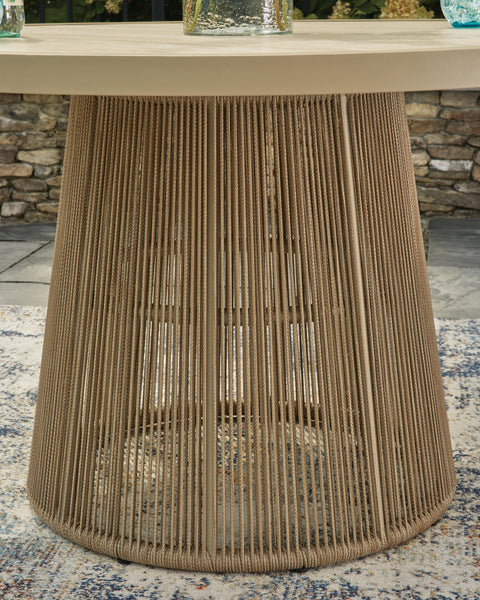 Orchard Beach Outdoor Dining Table and 4 Chairs