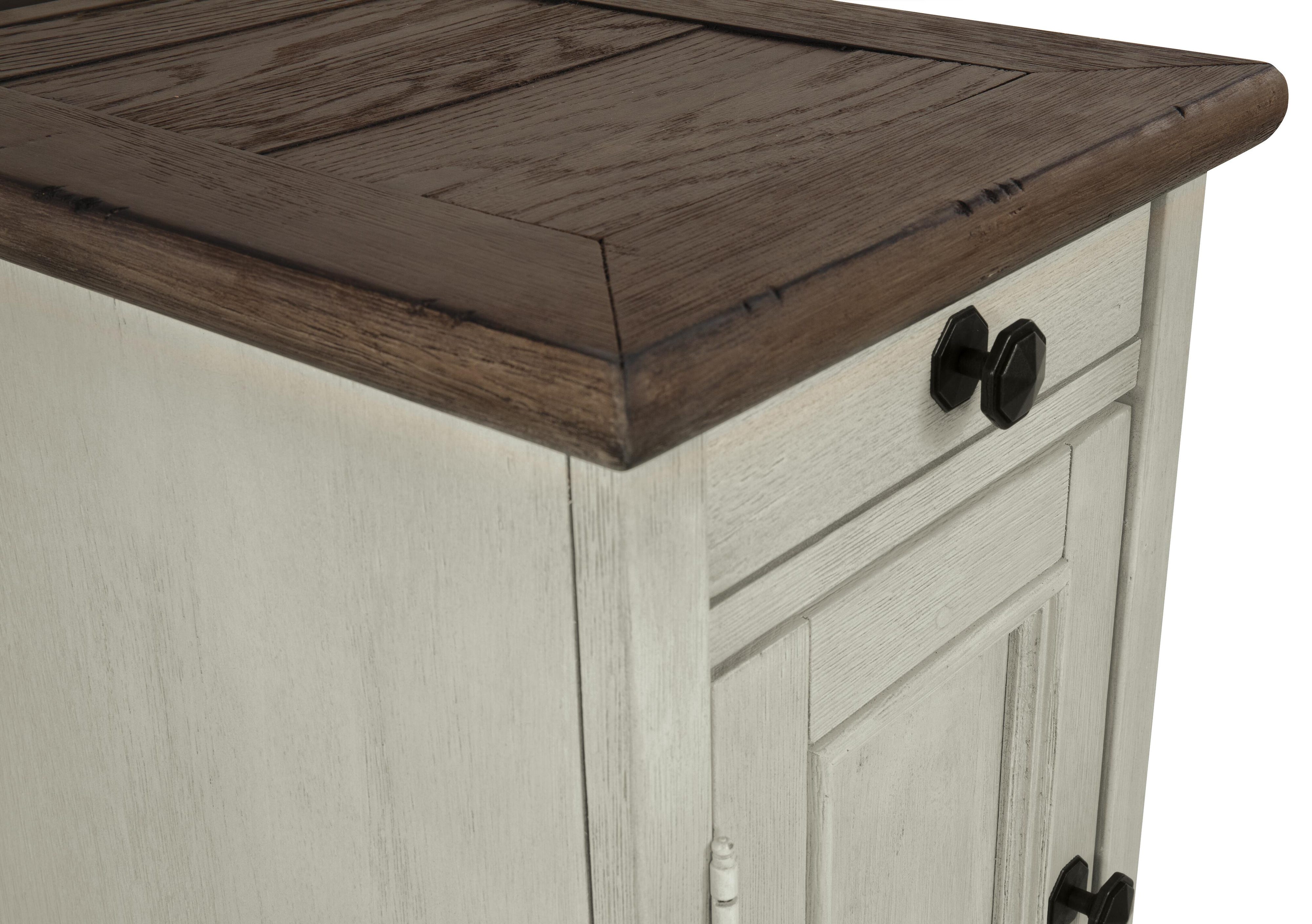 Vanderley Coffee Table and 2 Chairside End Tables