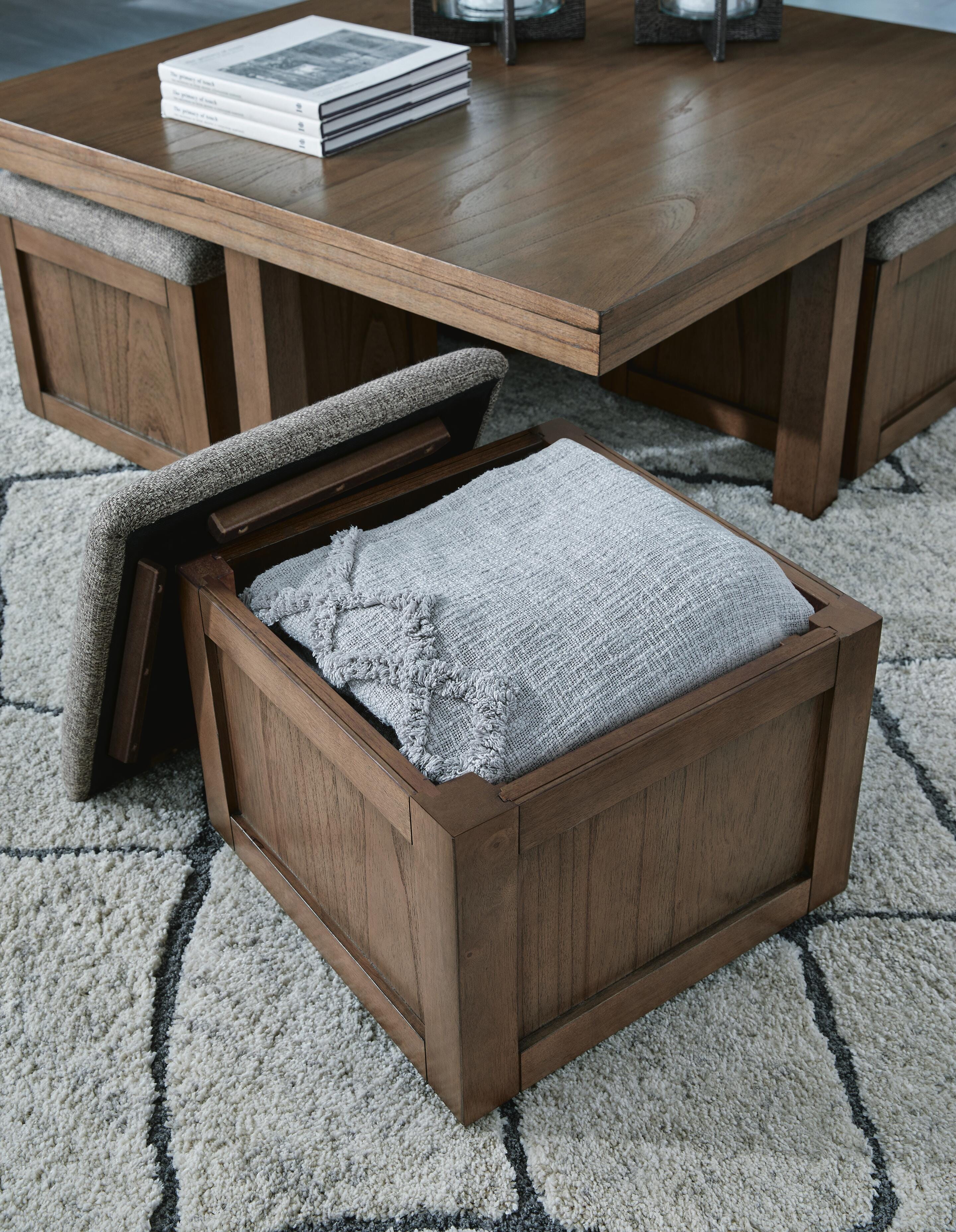 Boardernest Coffee Table with 1 End Table