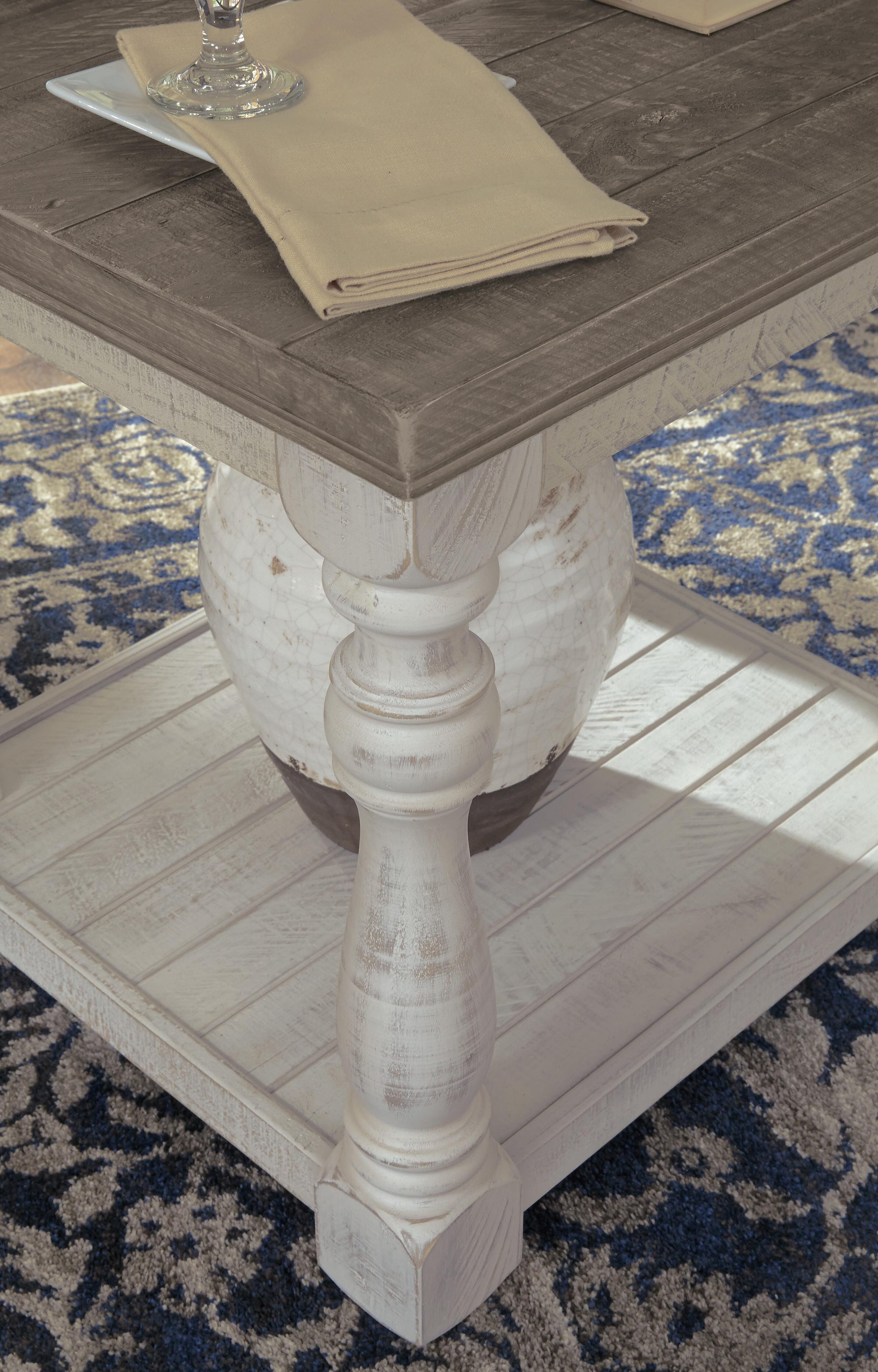 Havalance Coffee Table with 2 End Tables